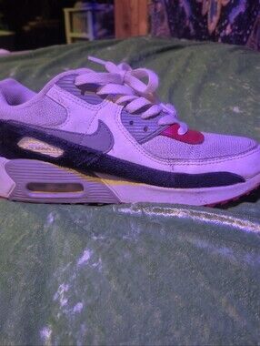 Nike White, Black, Red  Retro Air Max